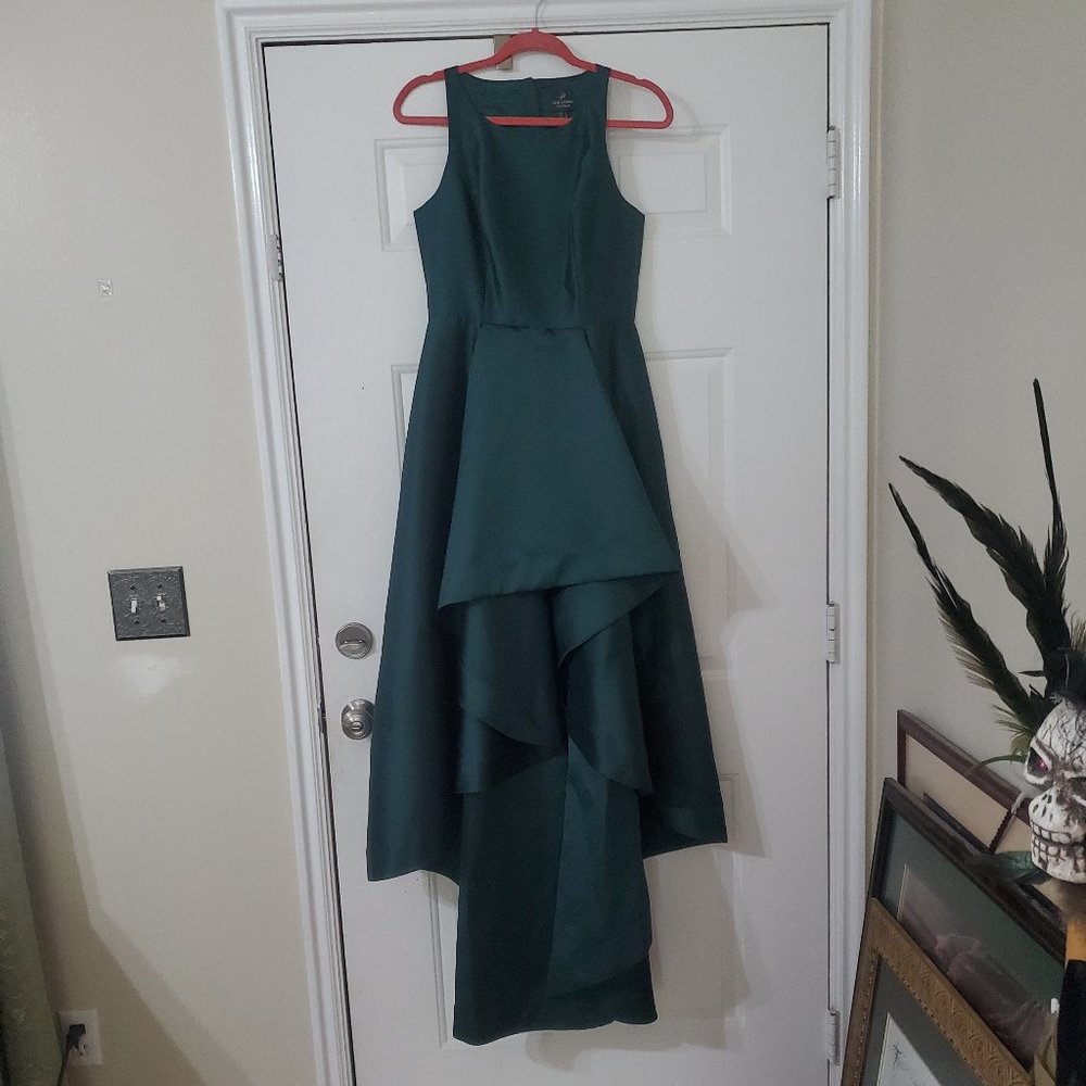 Adrianna Papell formal dress forest green